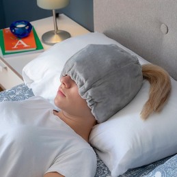 Un cappello ergonomico che, grazie al gel con effetto freddo o caldo, allevierà emicrania, tensione e mal di testa.